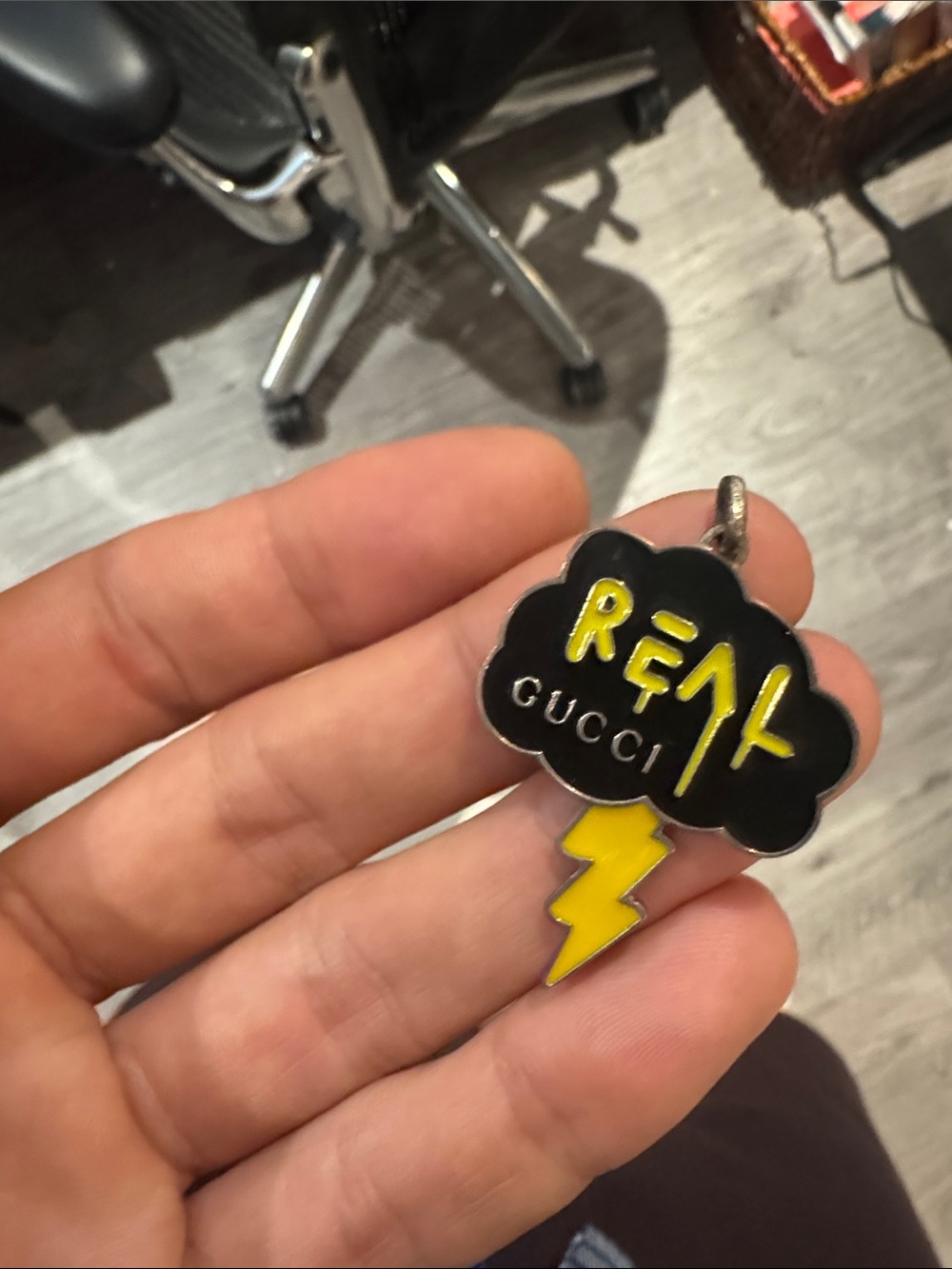 gucci sterling silver pendant retail $500+